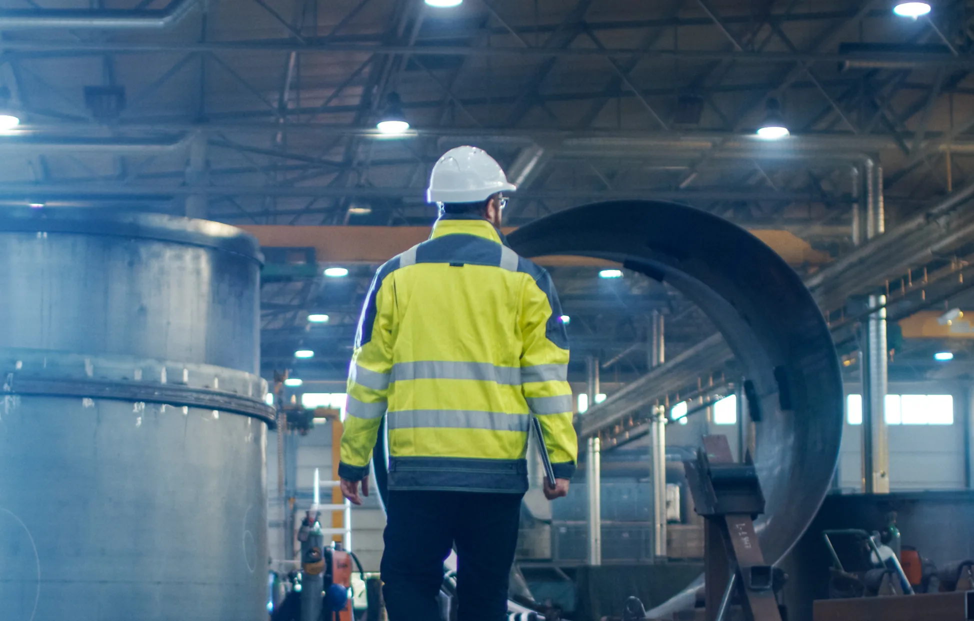 Extending Digital Twin Software to Frontline Workers